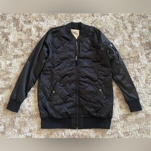 NWT Hollister Womens Longline Quilted Black Bomber Jacket Size Large
